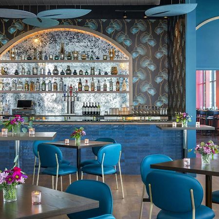 Moxy Madison Downtown Hotel Exterior photo