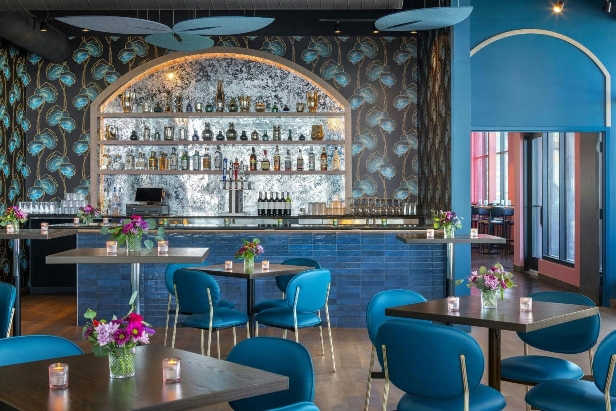 Moxy Madison Downtown Hotel Exterior photo